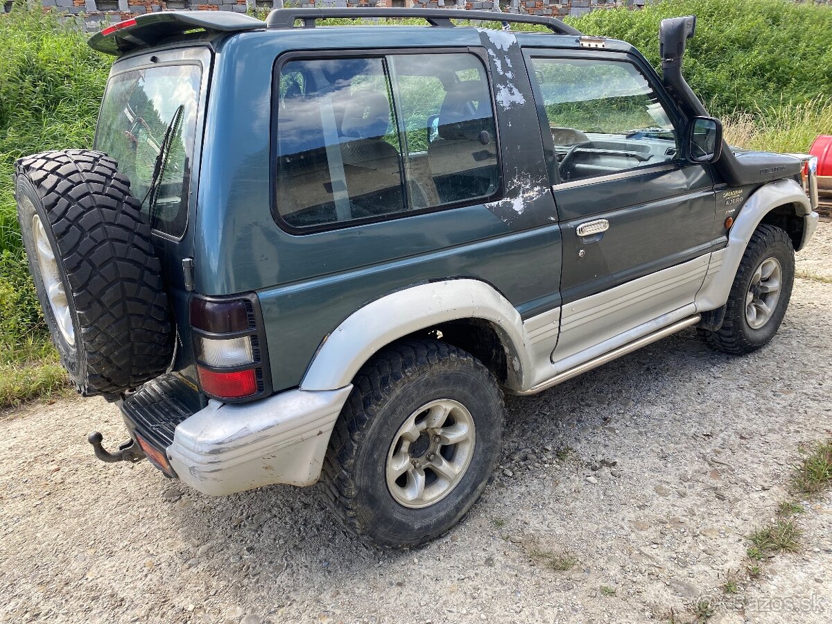 Mitsubishi Pajero 3.5 V6 - 3