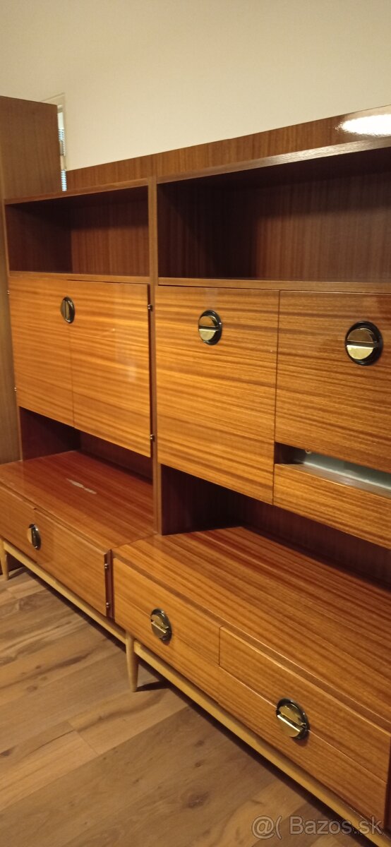 Obyvacia stena za odvoz - 3