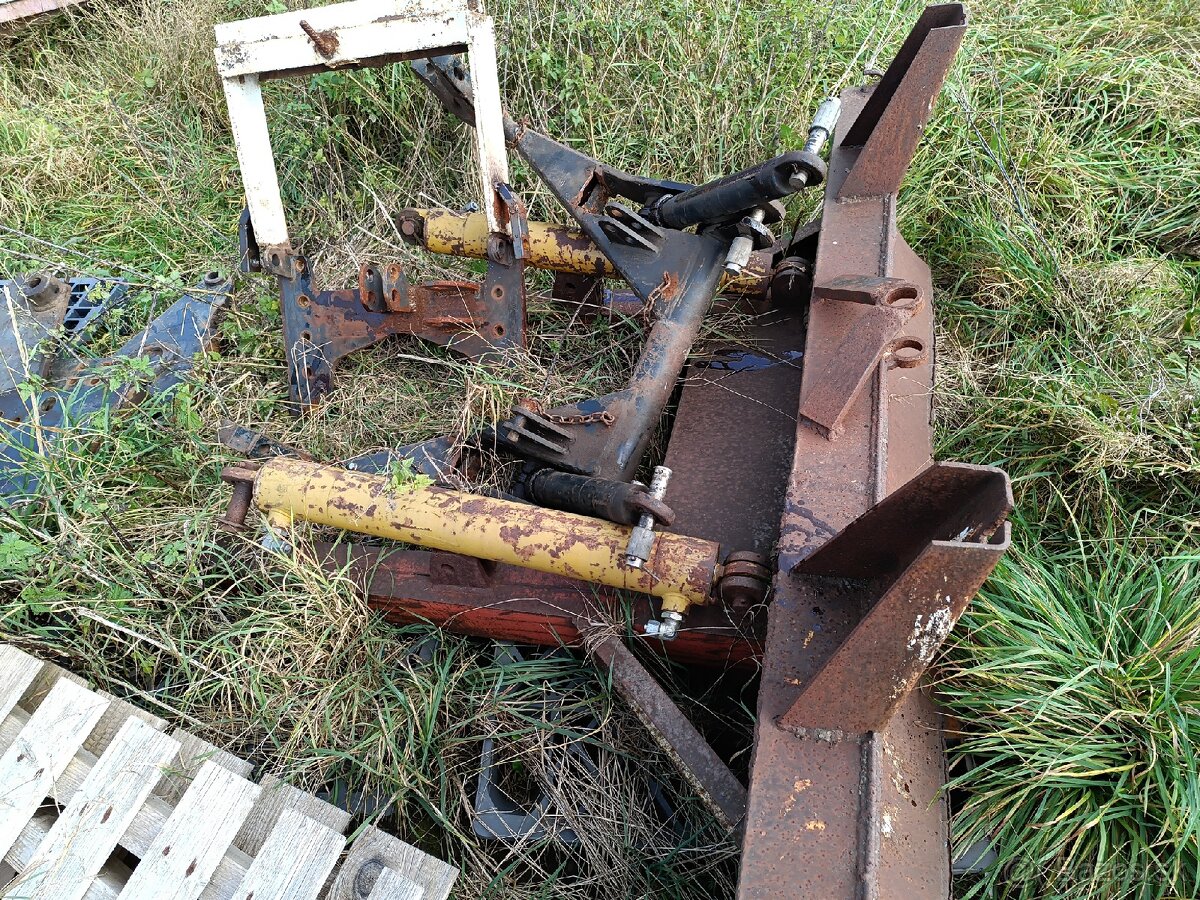 Rampovač a čelná hydraulika - 3