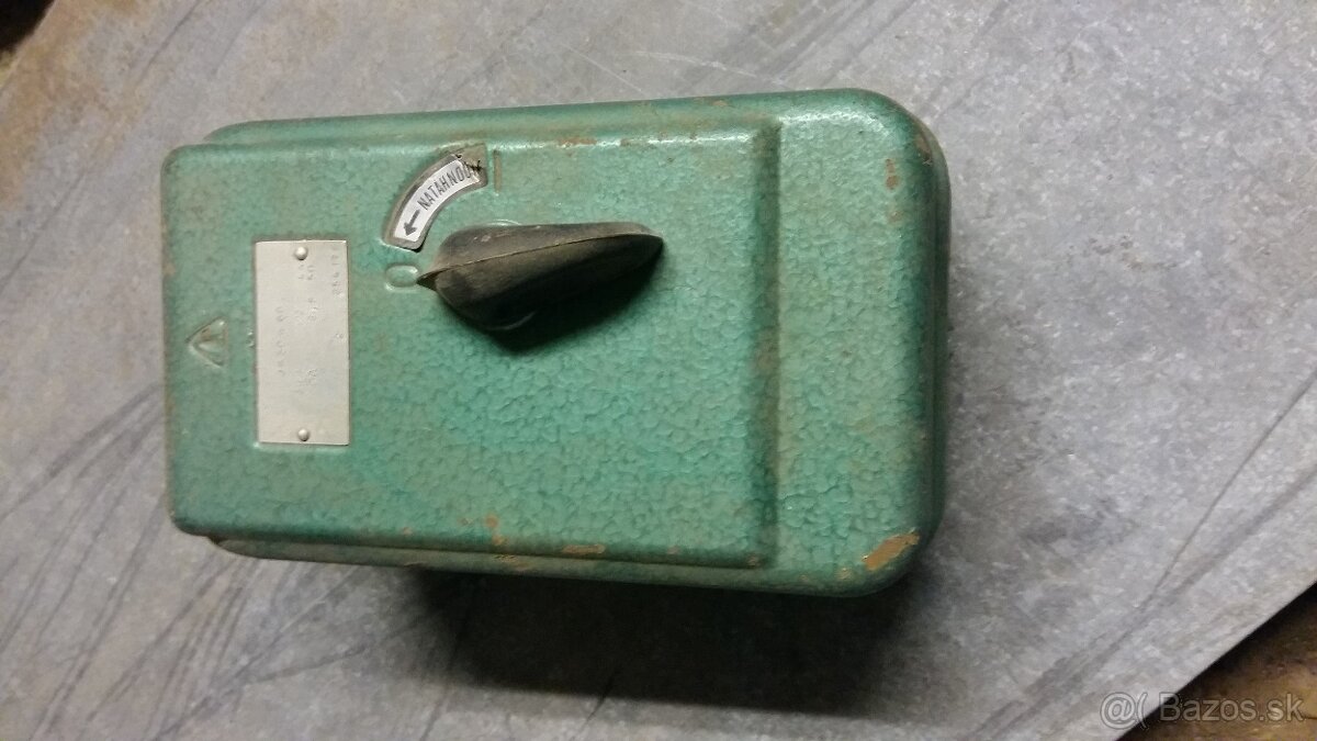 Vypínač s ochranou 380V - 3