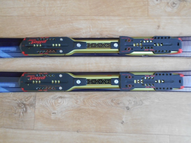 Lyže Salomon s viazaním Made in France 160cm R11,7 - 3