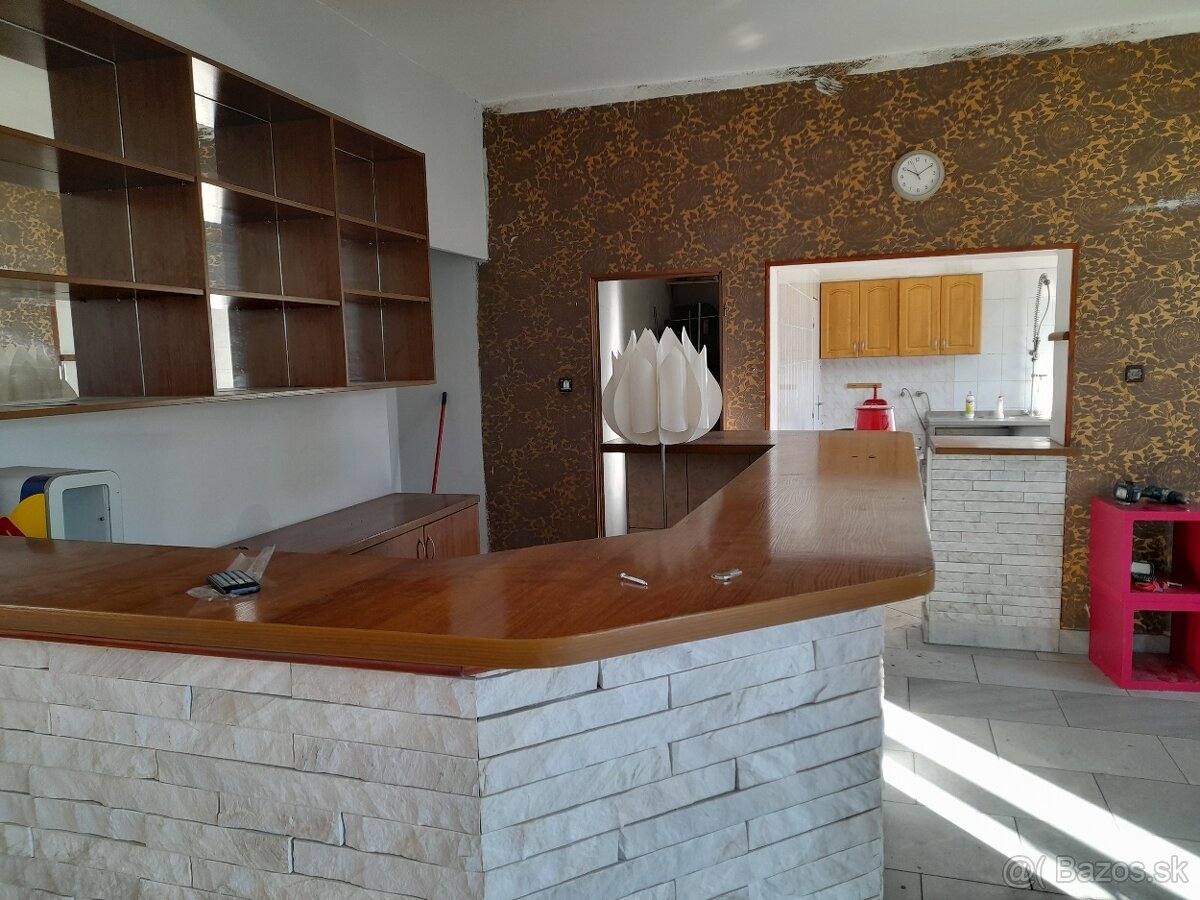 Priestor na prenájom bývalá pizzeria, Trnava-ul.Tehelná - 3