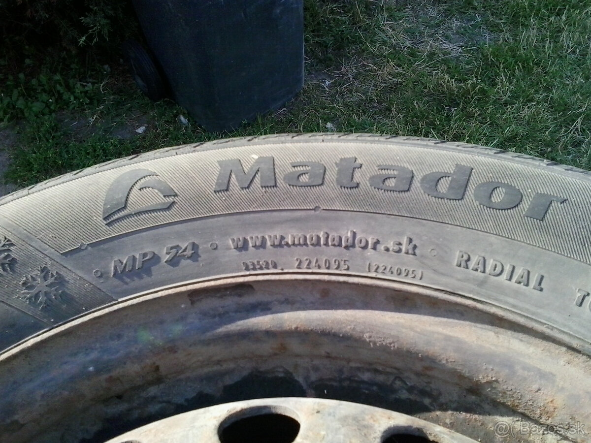 Predám sadu pneumatiky Matador 185/65/R 14, M-S - 3