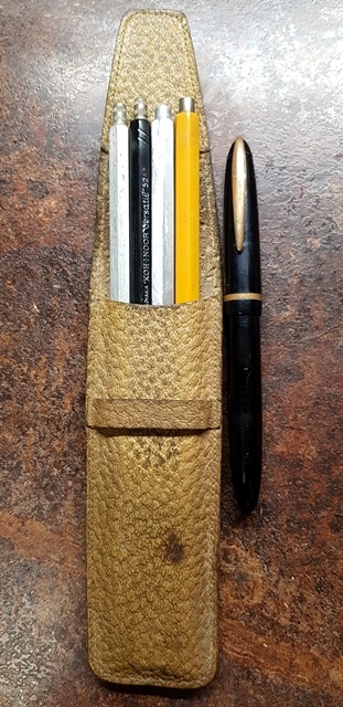 perá CENTROPEN, BARCLAY, Parker, Pelikán,.VERSATIL - 3