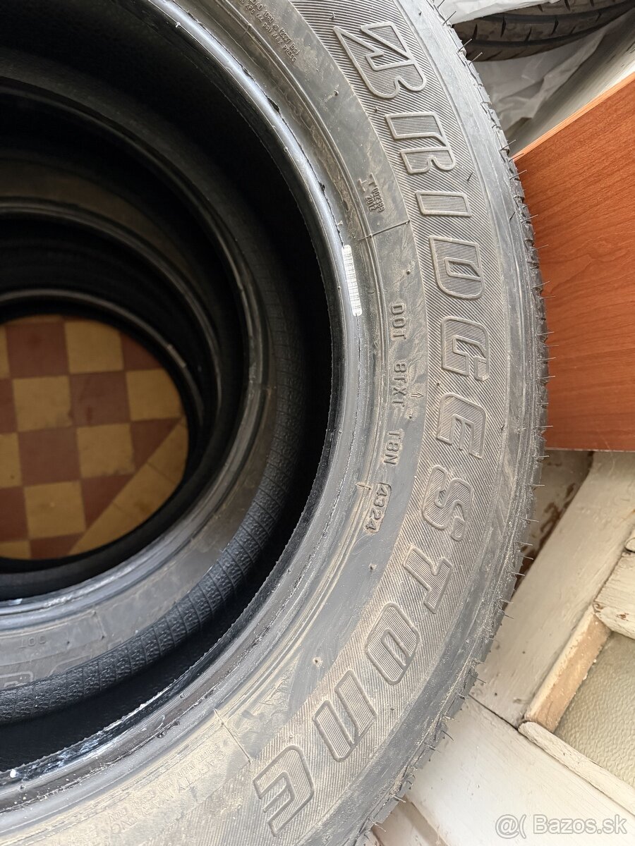 Bridgestone Dueler r18 265/60 - 3