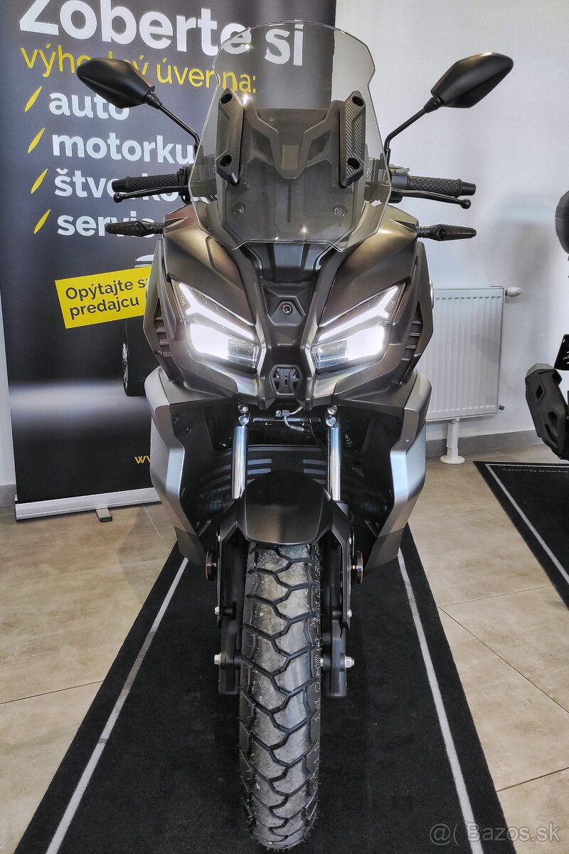 VOGE SR1 125i ADV - 3