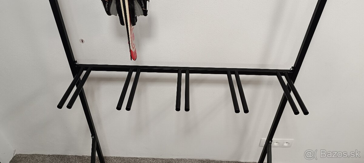 Stojan na dětské lyže - 3