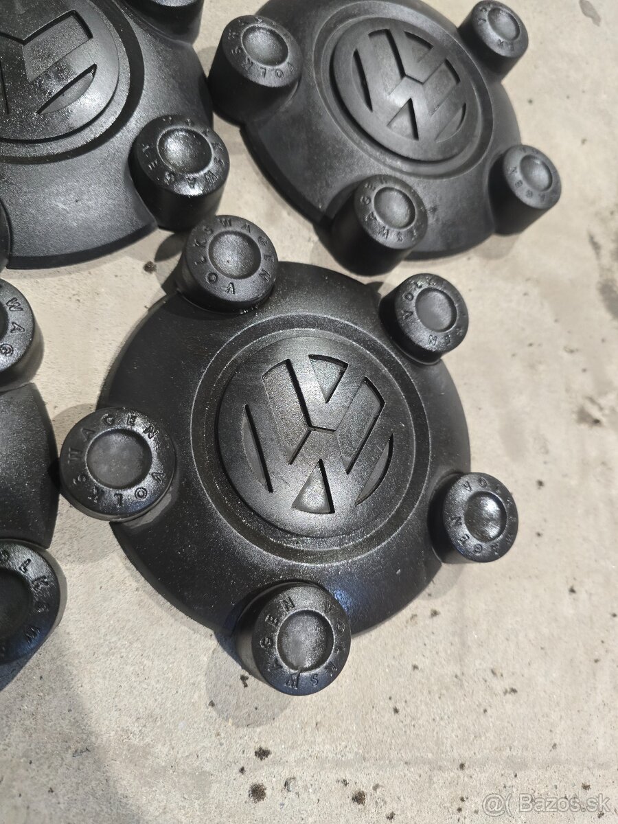 Puklice Volkswagen Caddy - 3