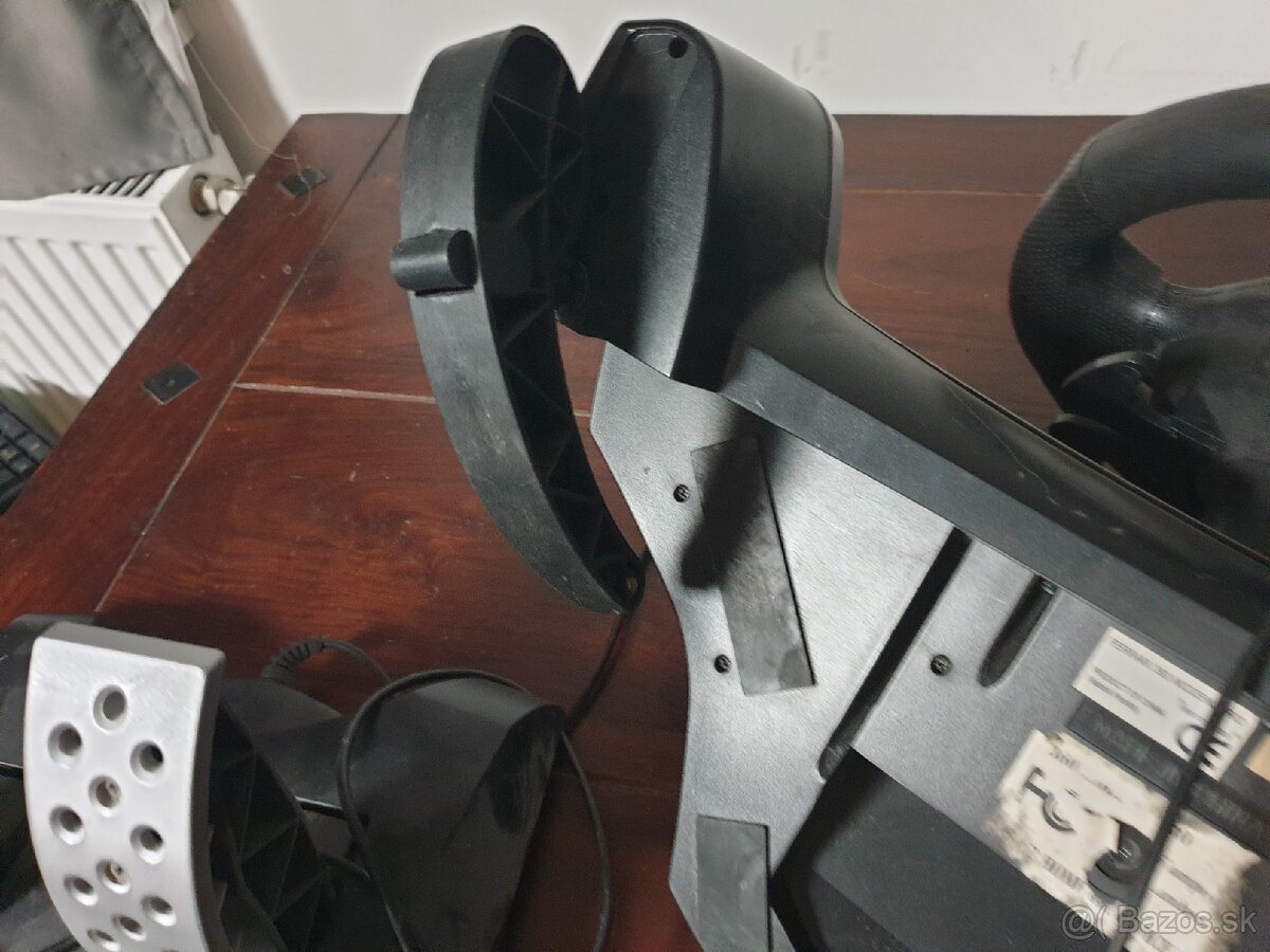 Thrustmaster Modena Pro volant - 3