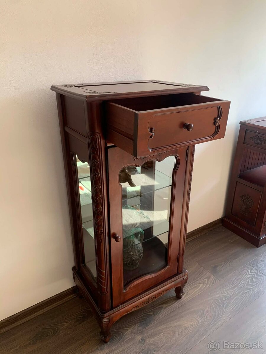 Rustikalna vitrínová skrinka - 3