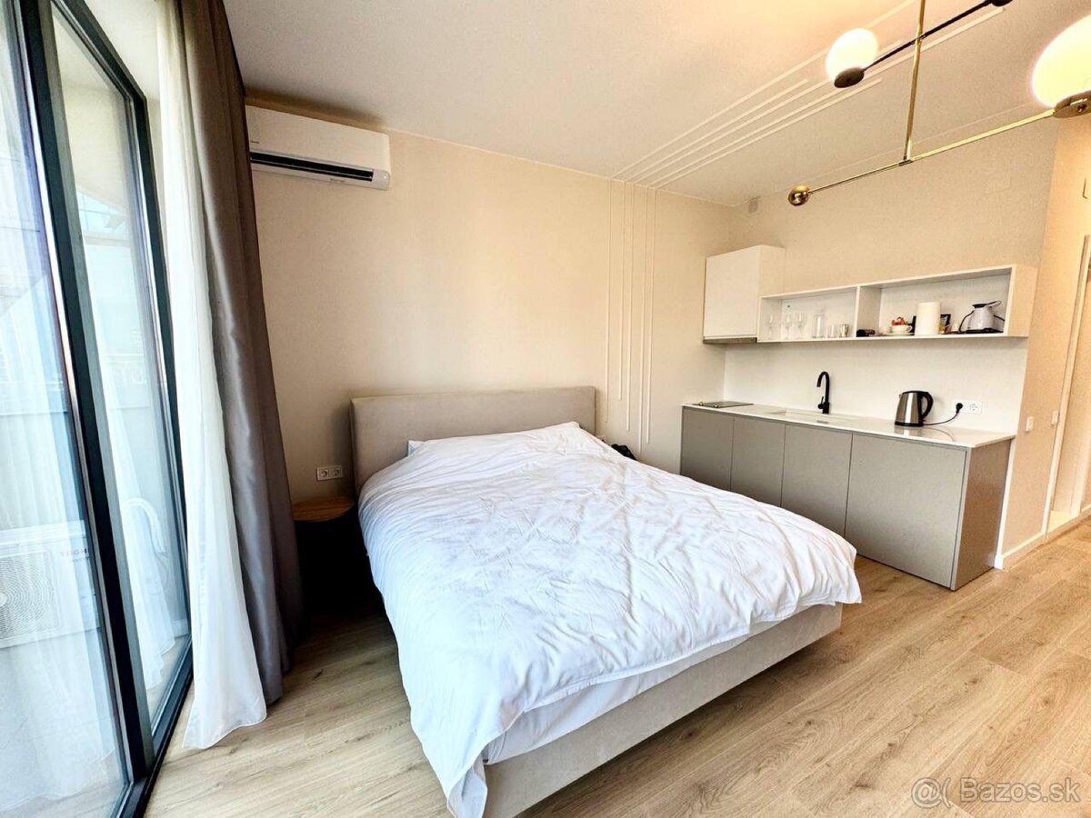 STUDIO APARTMÁN – STEPS BATUMI | 37,7 m² | - 3