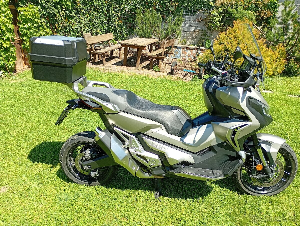 Honda X ADV750 - 3