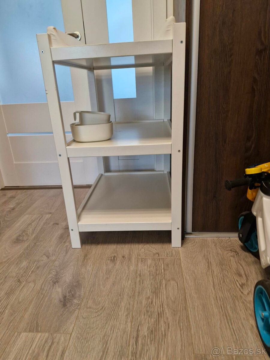 Prebalovací pult - 3