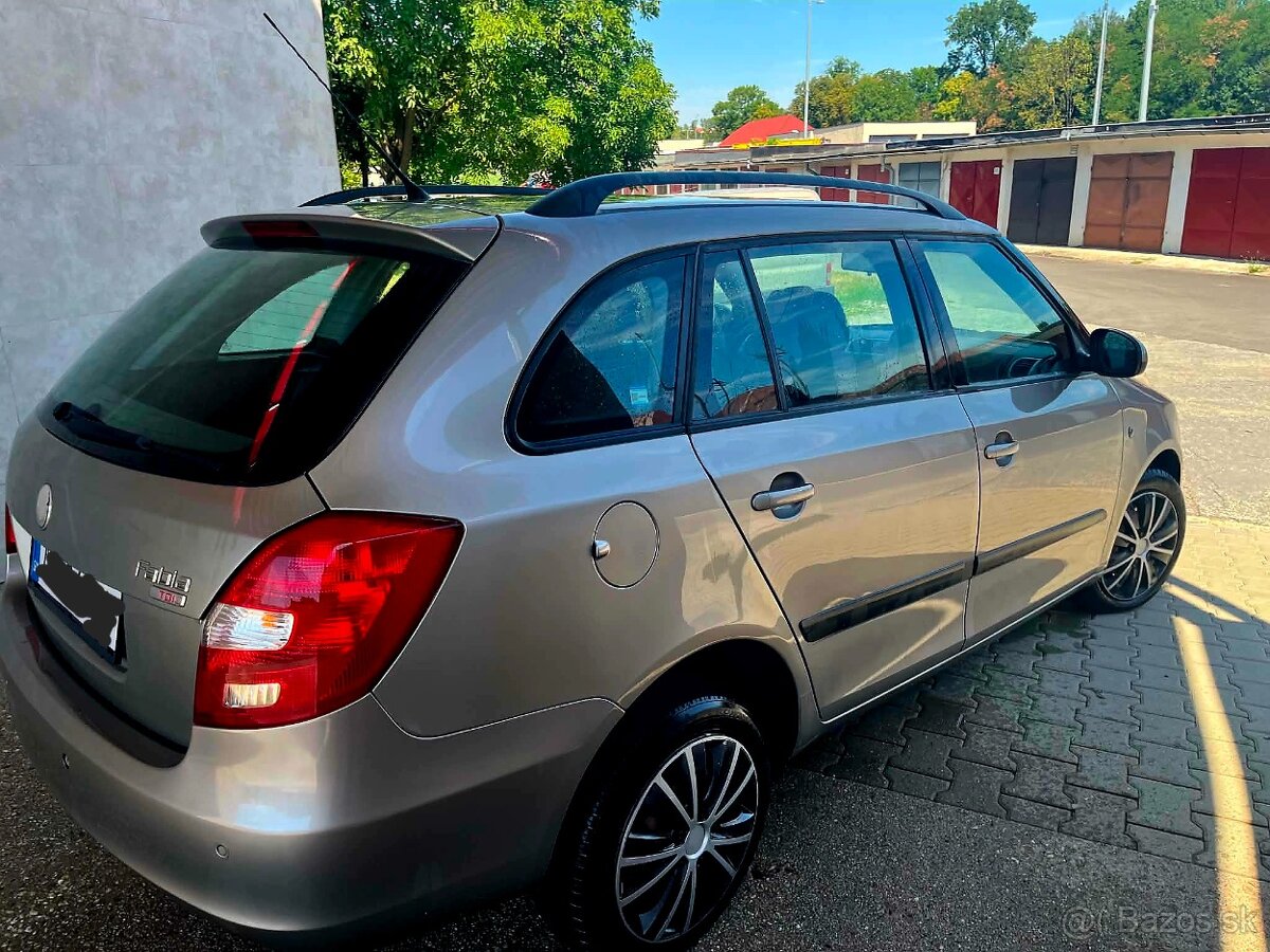 ŠKODA FABIA COMBI 1.9 TDI 74KW - 3