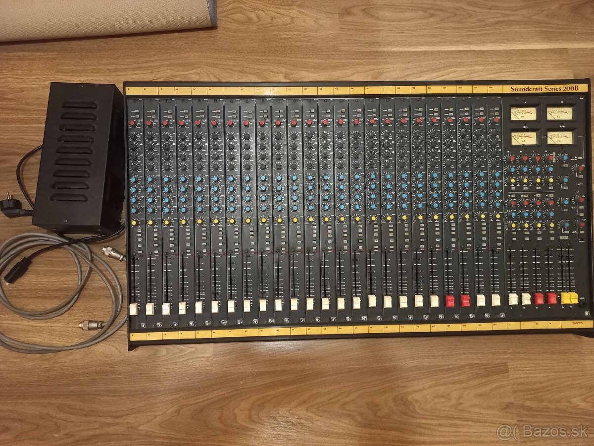 Mixpult soundcraft 200B - 3