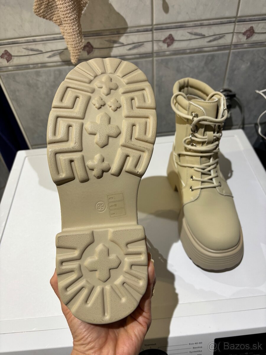 Damske zateplené čižmy Sinsay - 3