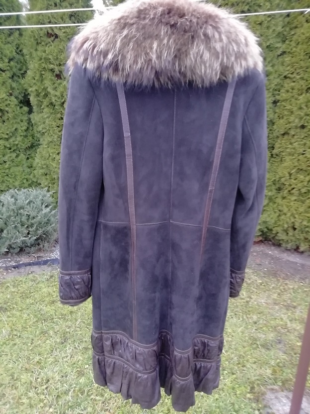 Predám elgantný dámsky kožuch - 3