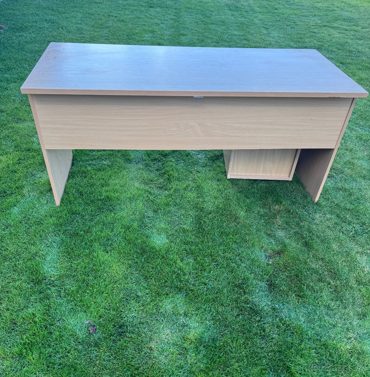 Kancelársky stôl - 3