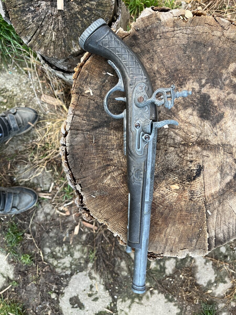 Dekoračná kresadlová pištoľ. - 3