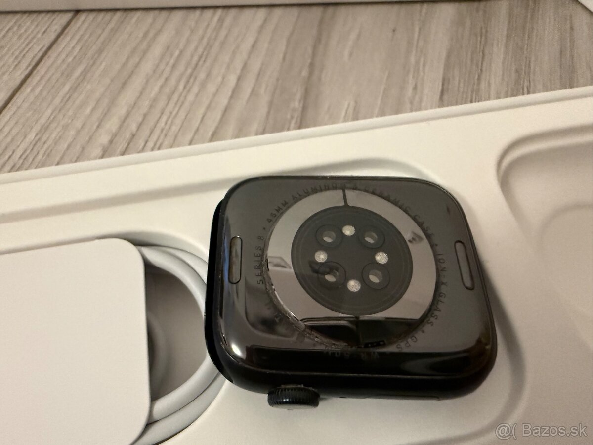 Apple Watch 8 45 mm - 3