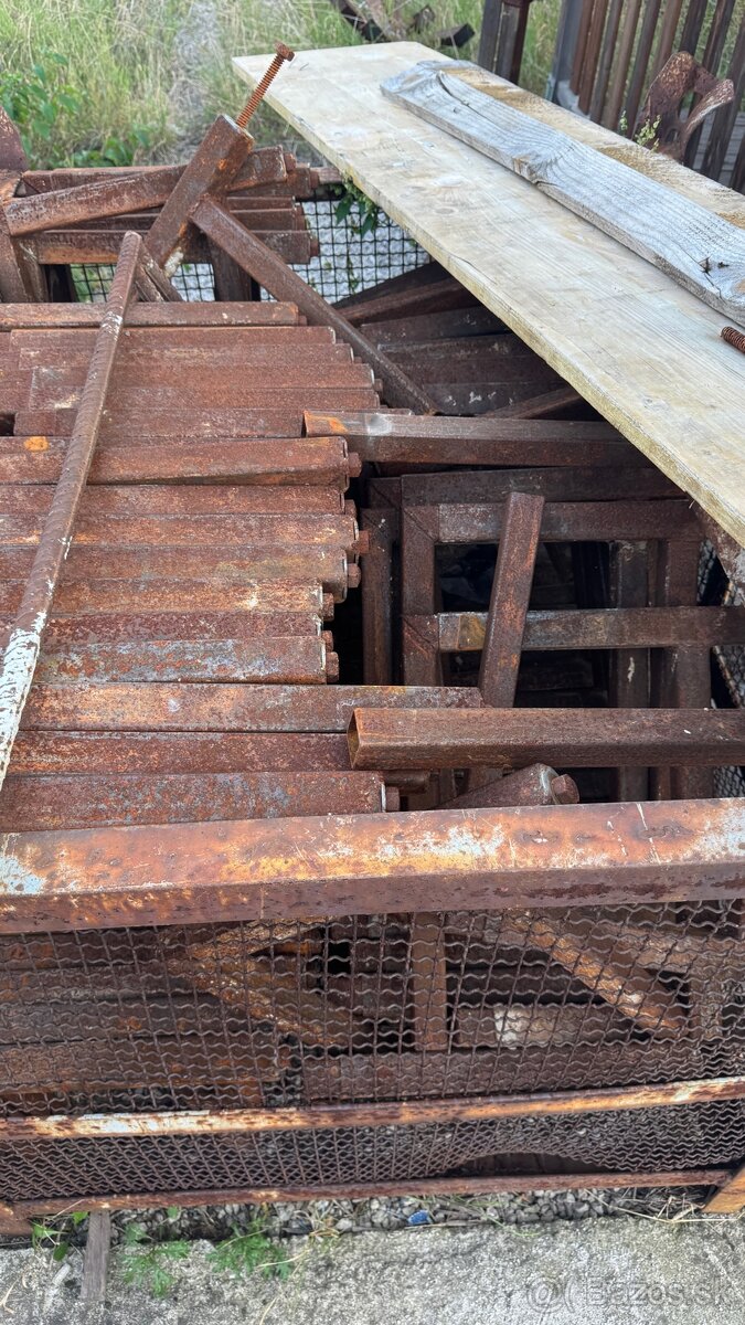 Šalovacie svorky aj s košom - 3