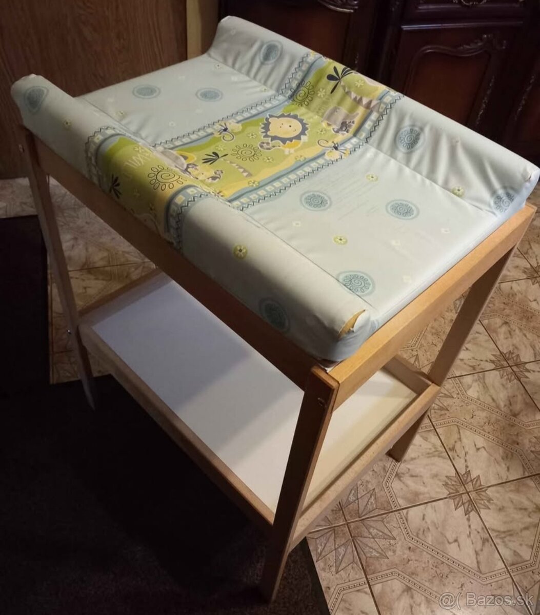 Prebaľovací pult - 3