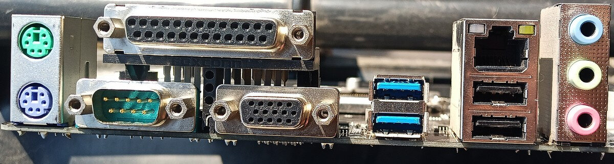 Gigabyte GA-H110M-DS2 VER:1.0 - 3