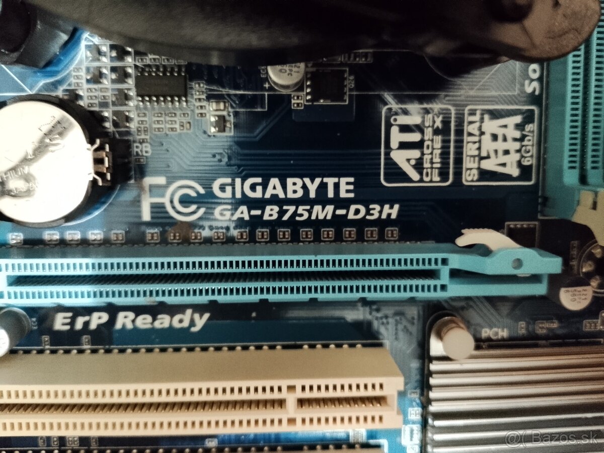 Doska gigabyte s procesorom - 3
