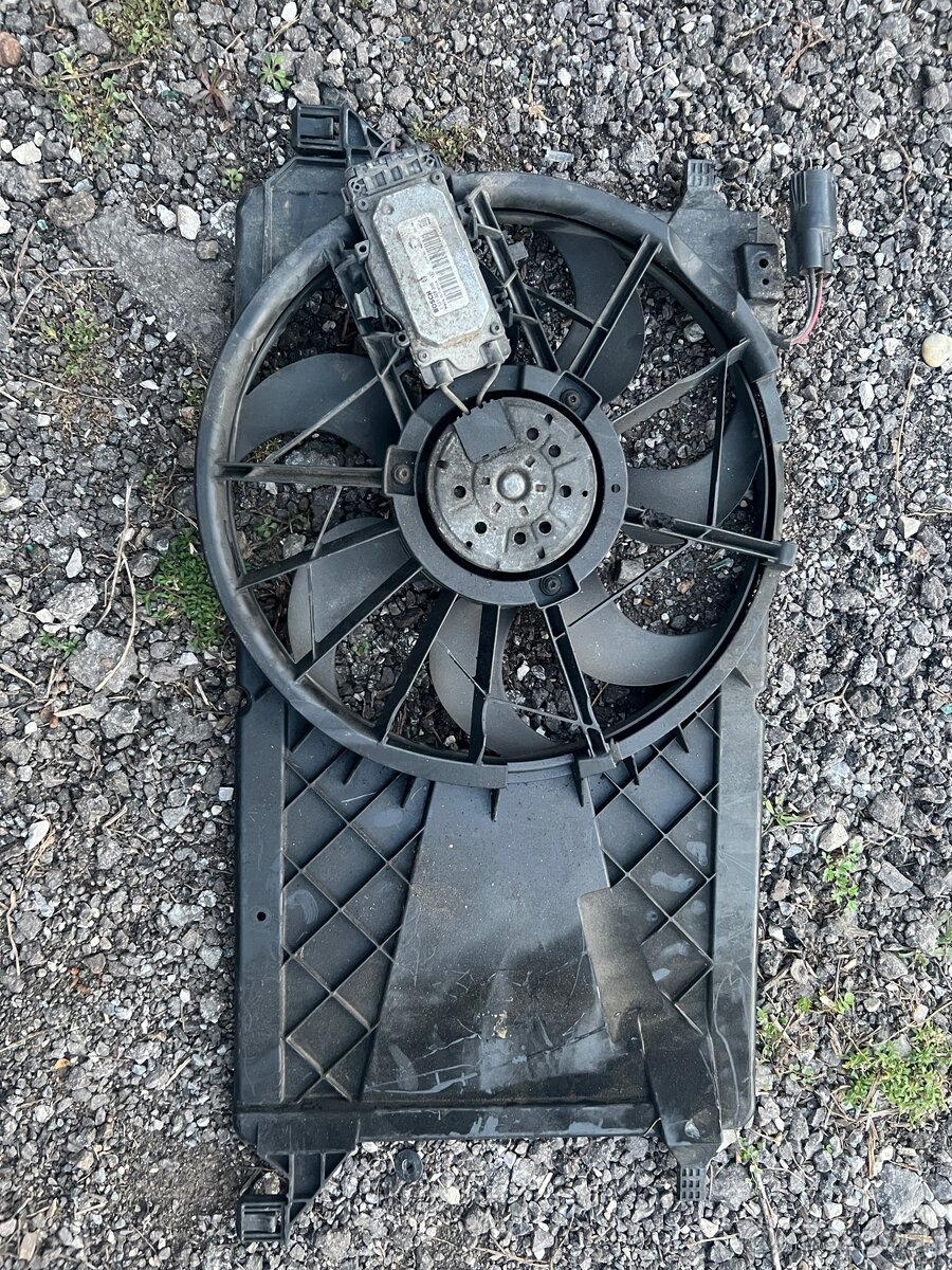 Rozpredam Volvo V50 - 3
