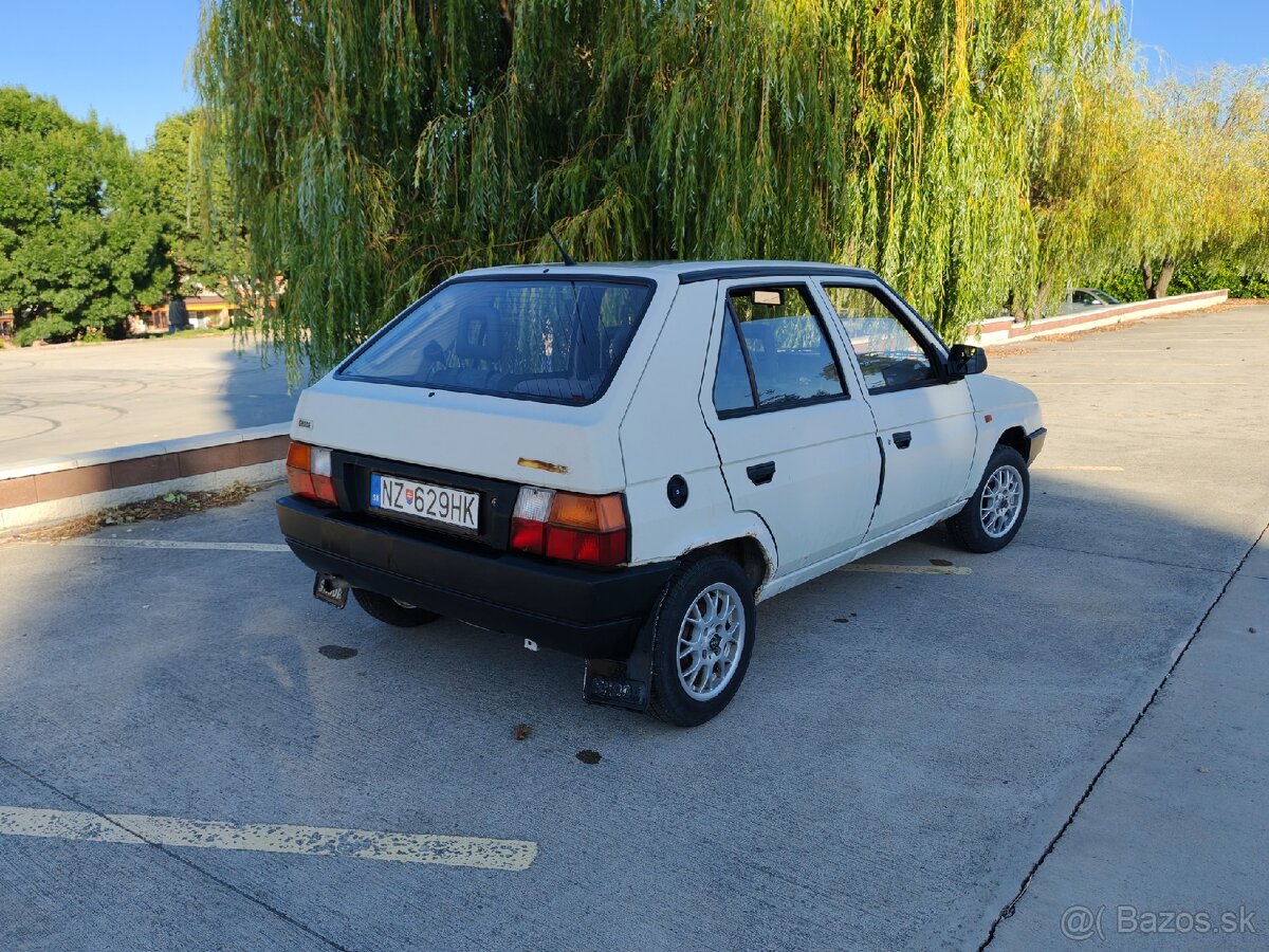 Škoda Favorit 135L - 3