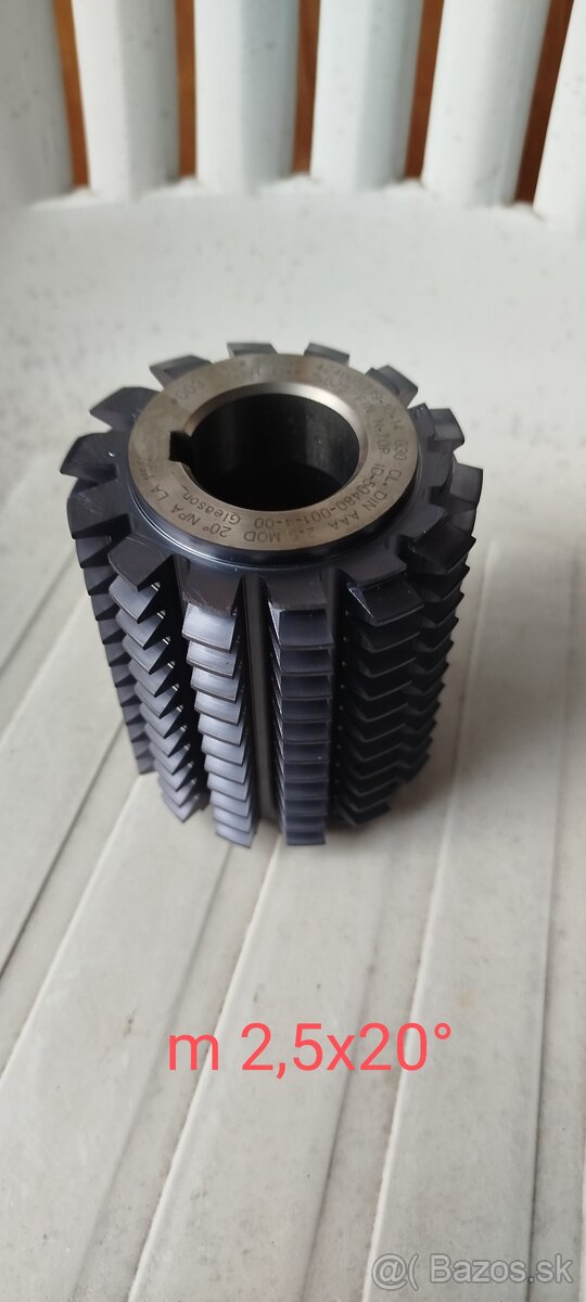 Odvaľovacie frézy 2,5x20° , 4x20° - 3