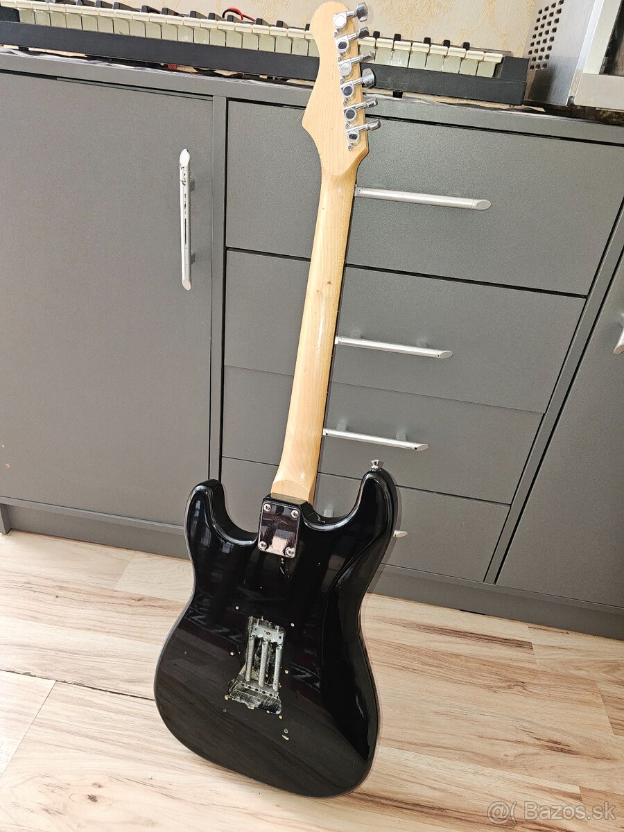 Elektricka Gitara - 3