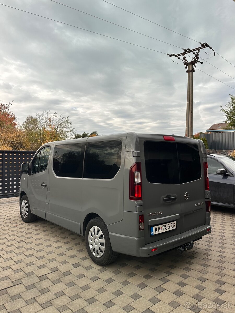 Opel vivaro - 3