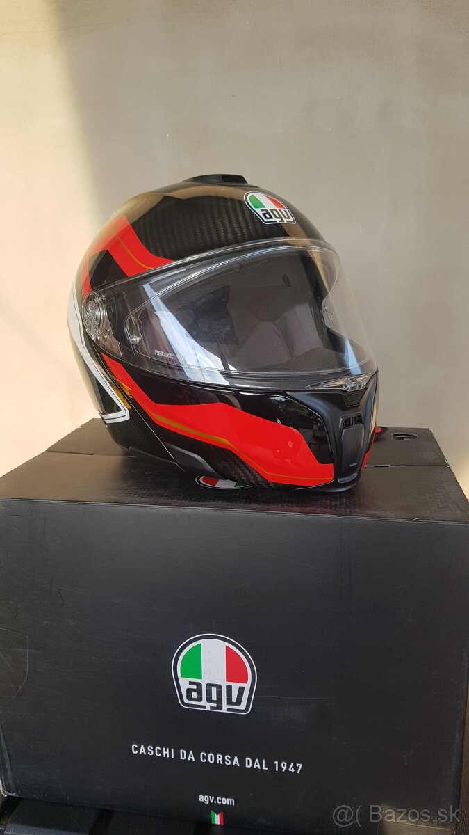 Predám novú karbónovú prilbu AGV Sportmodular -L - 3