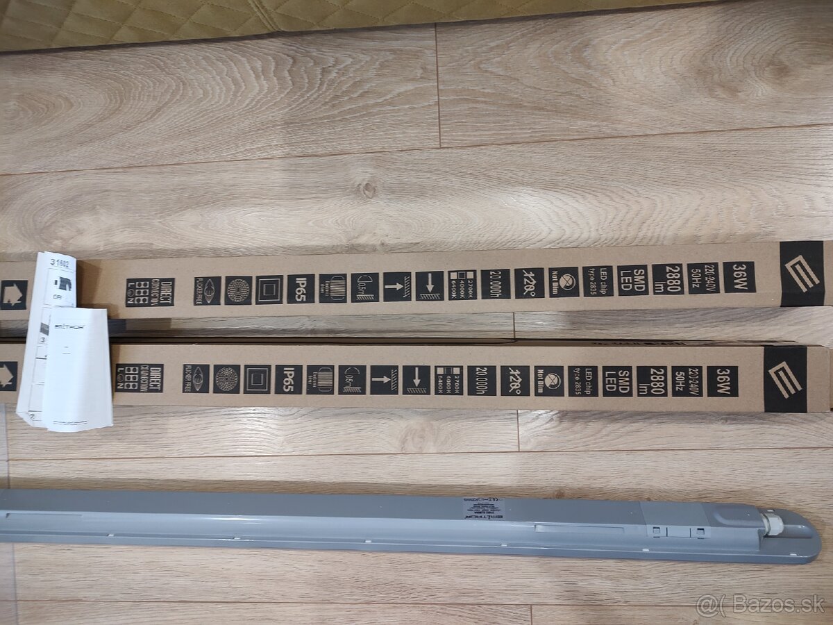 Stropné, nástenné svietidlo do garáže, dielne, na chatu - 3