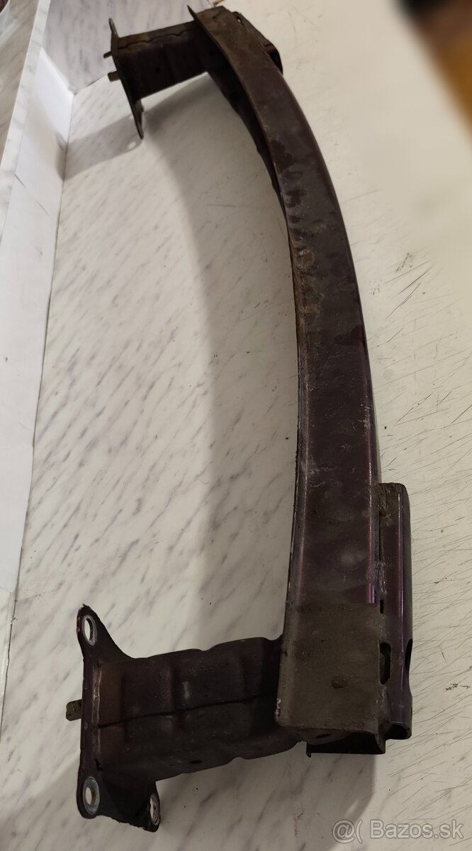 Zadná výstuha Škoda Superb 2 - 3