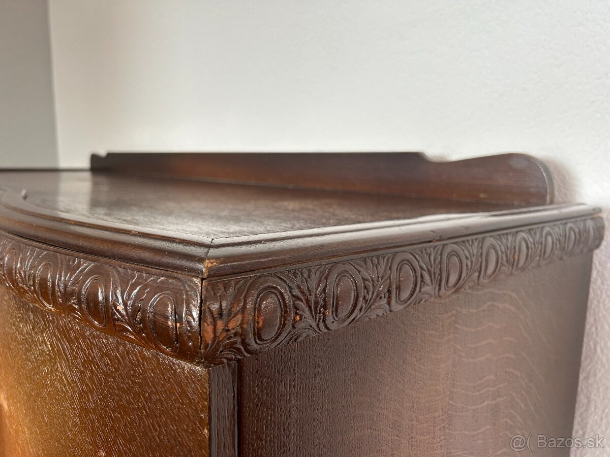 Starožitná komoda - 3