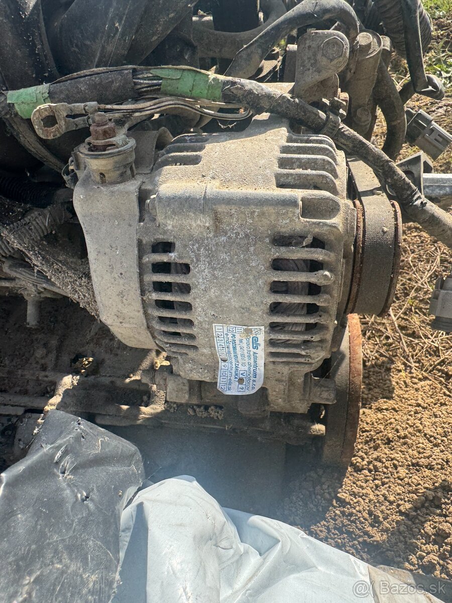 motor toyota yaris - 3