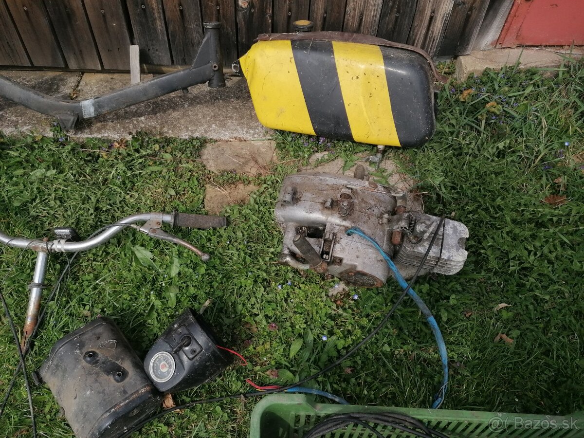 Jawa 23 mustang - 3