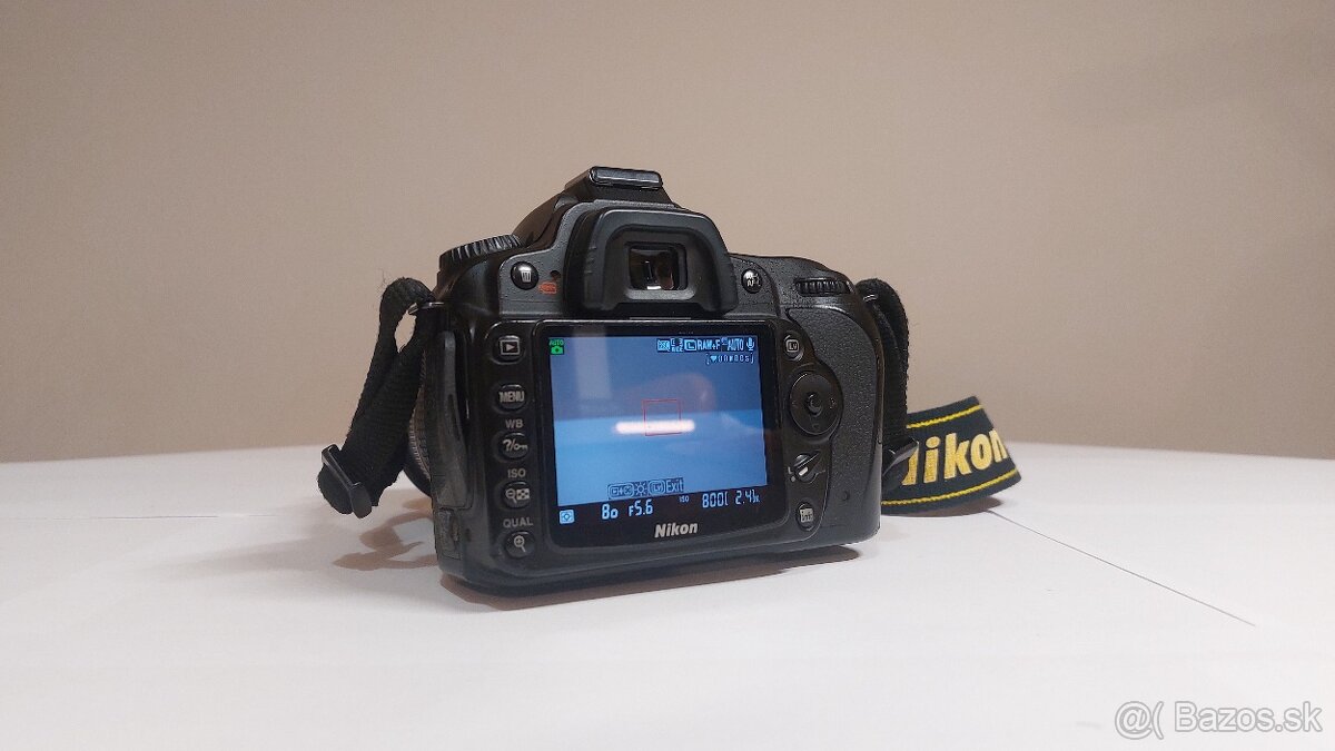 Nikon D90 + Nikkor 28-80 + Grip + Brašňa + Príslušensvo - 3