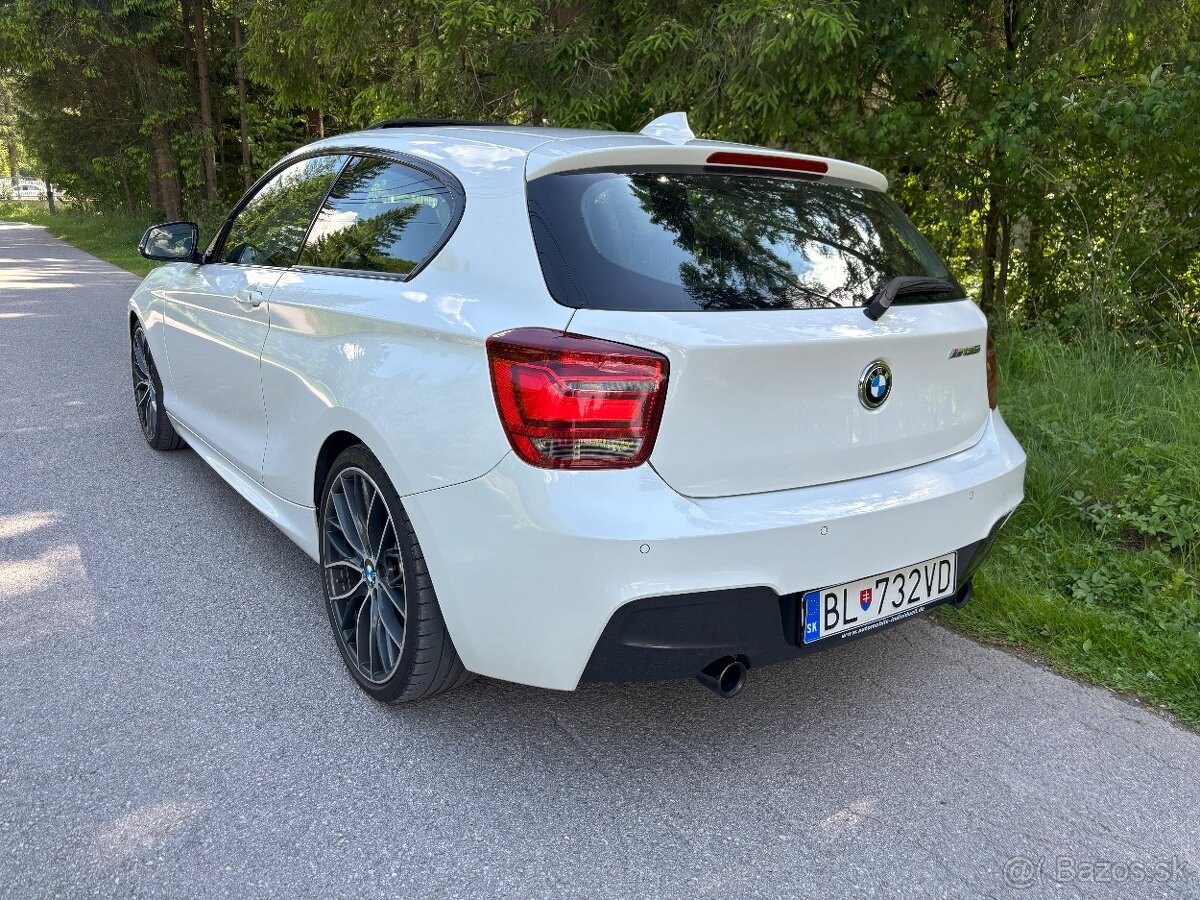 BMW M135i f21 manuál - 3