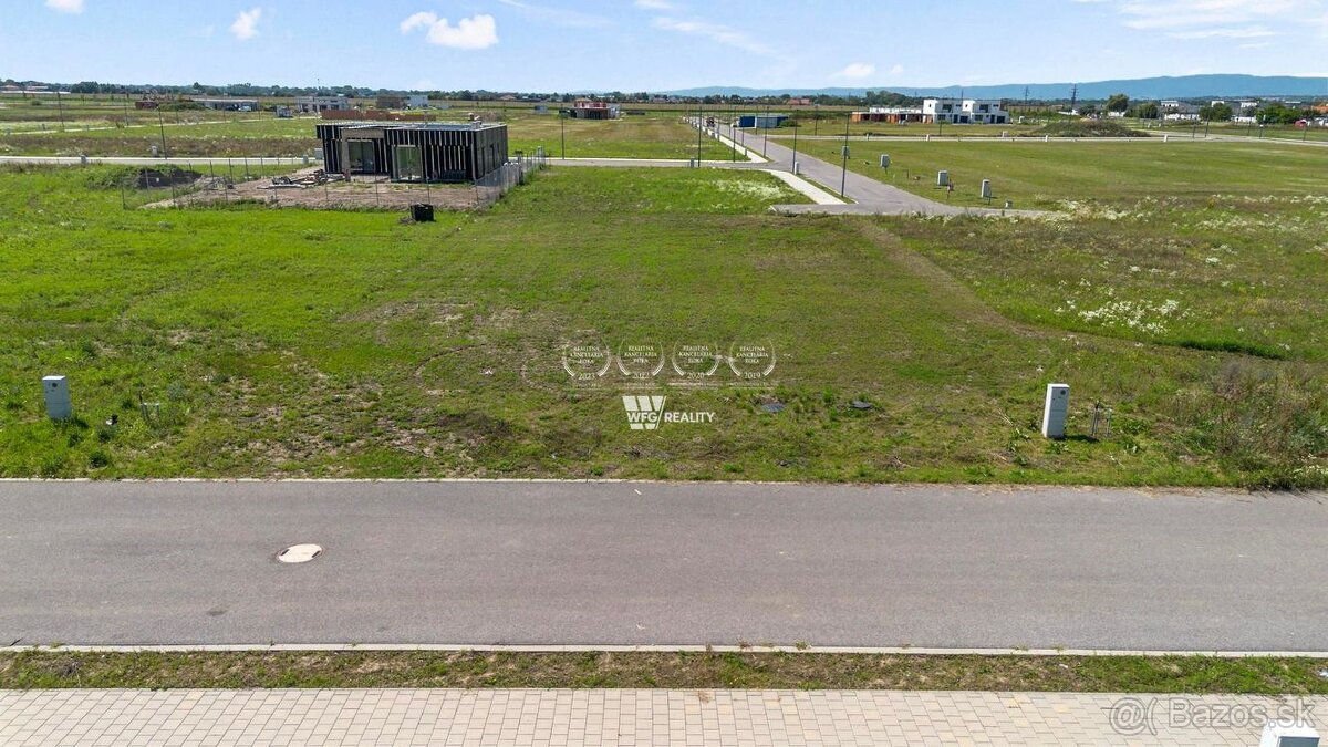 Lukratívny pozemok pre rodinný dom - 3