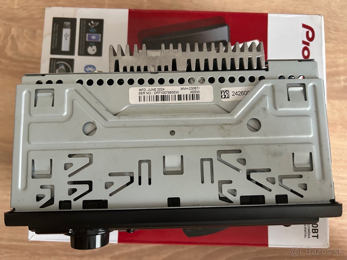 Týžden používané autorádio Pioneer MVH-230BT - 3
