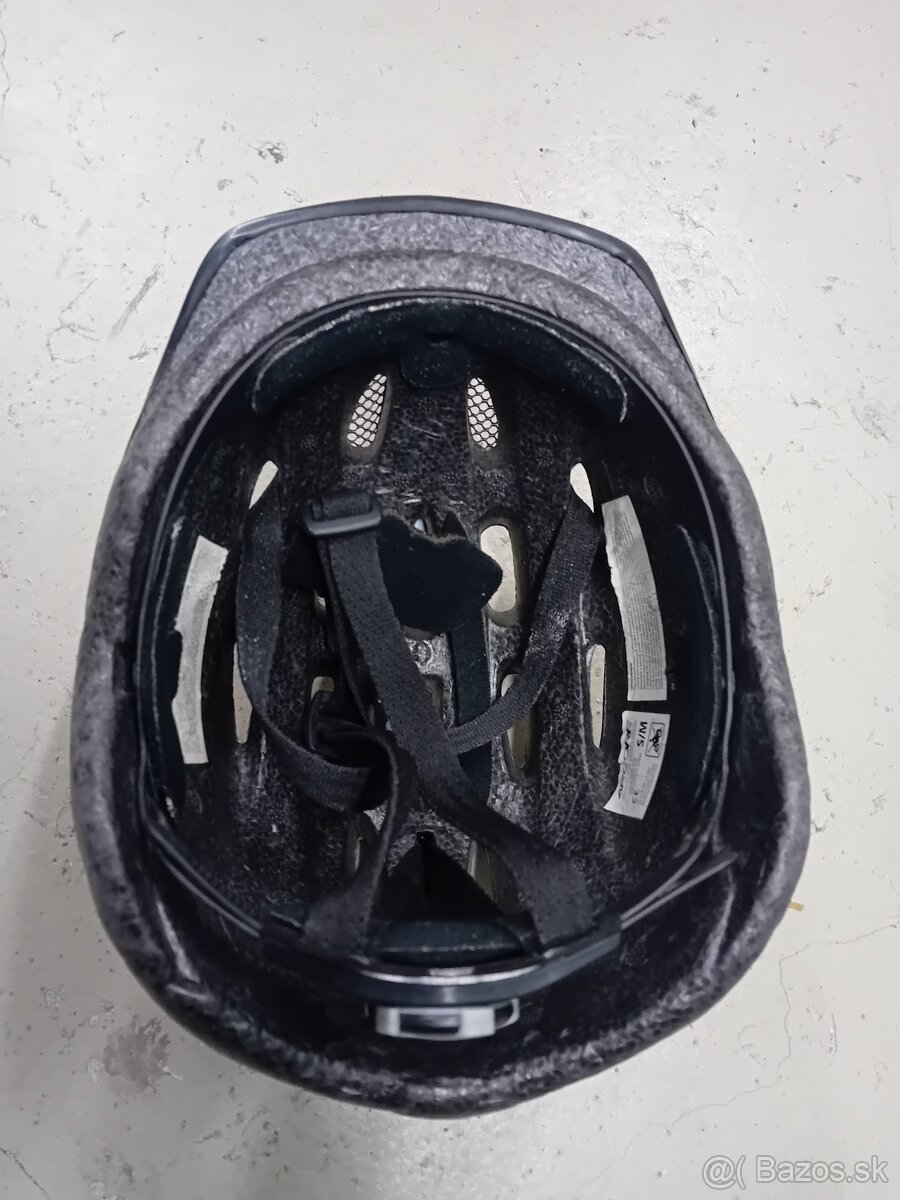 Cyklistická prilba pre chlapca (S/M)-pirat. vlajka - 3