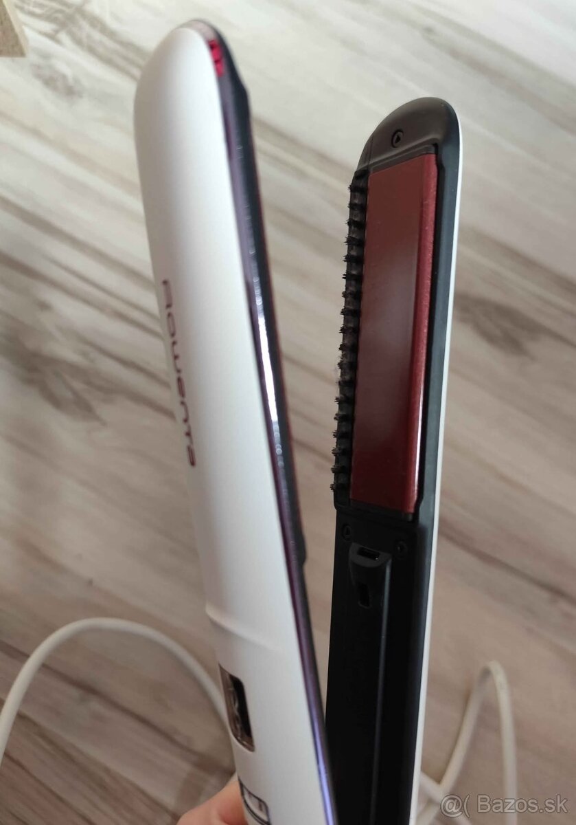 Žehlička na vlasy Rowenta - 3