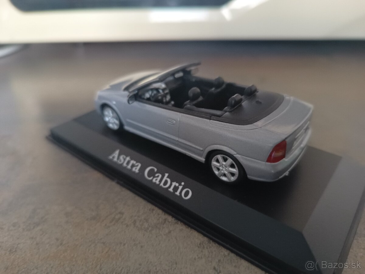 1:43 Opel Astra Cabrio Minichamps - 3