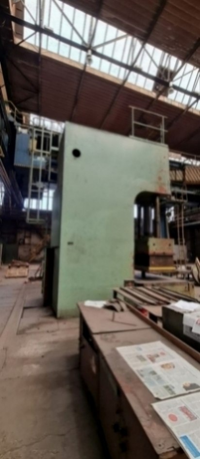 Hydraulický lis značky CTC 400, rok výroby 1993 - 3