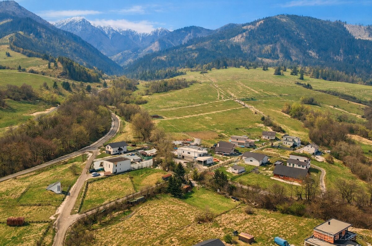 Predaj stavebné parcely, Krasňany, Cena: 74.300€ - 3