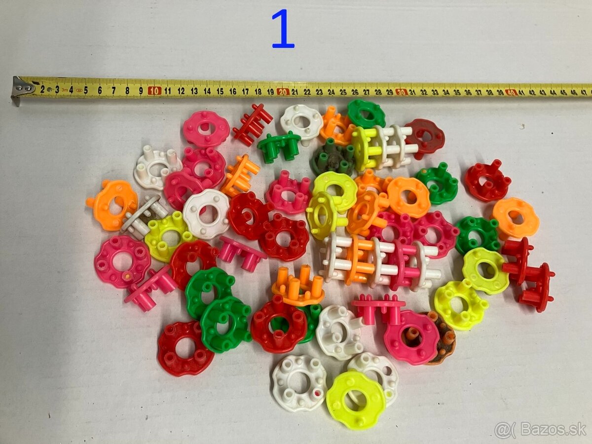 Stavebnice plastové a drevené - 3