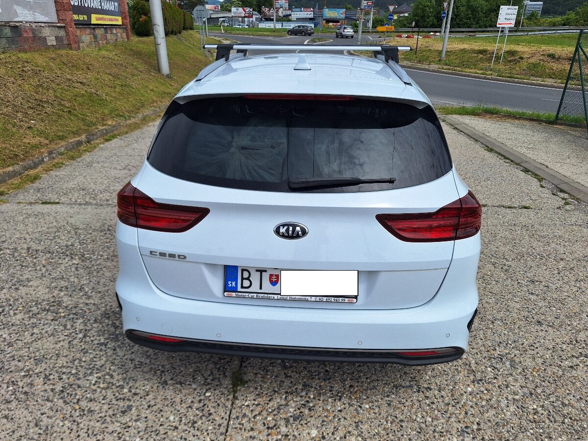 Kia Ceed SW 1.6 CRDi 136k Gold A/T r.v.2020, kúp. v SR - 3